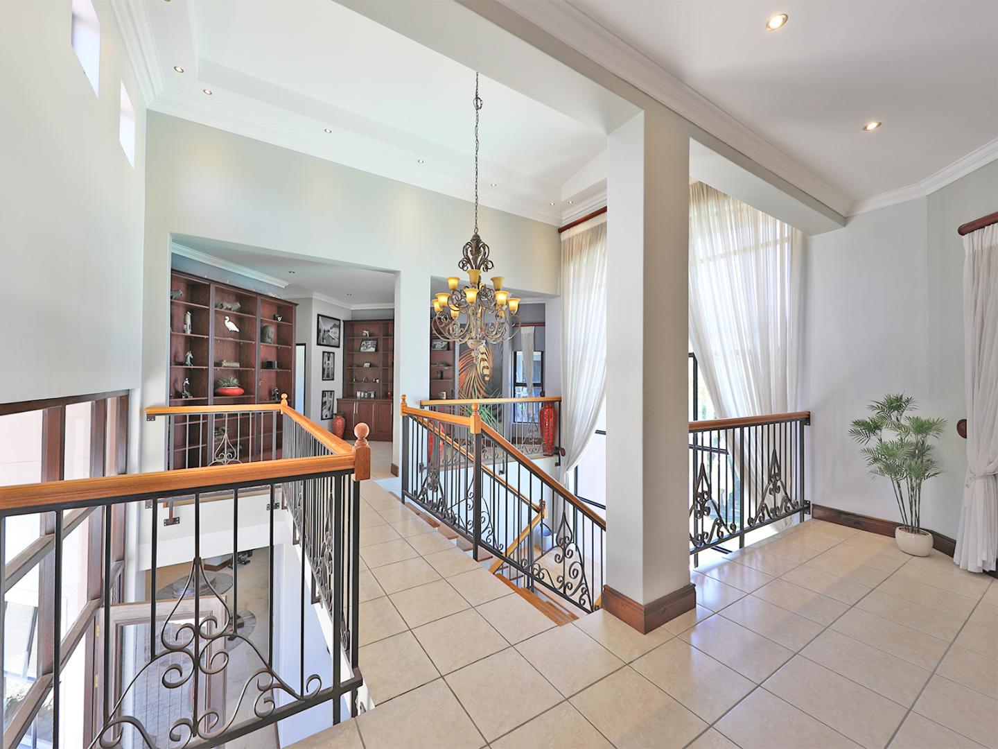 13 Bedroom Property for Sale in Plattekloof Western Cape